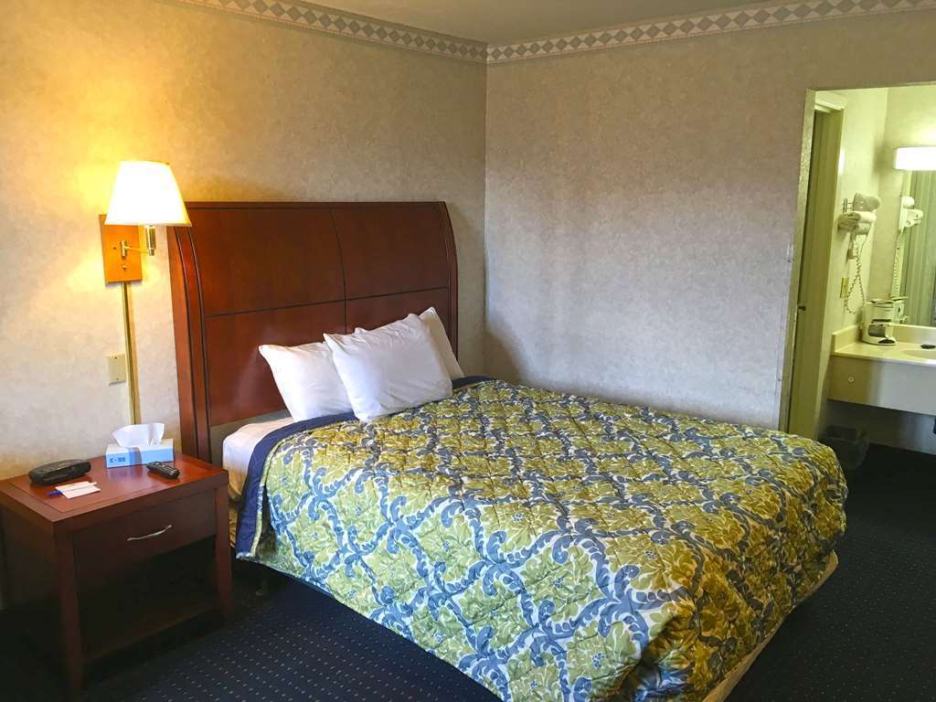 Americas Best Value Inn Of Decatur Quarto foto